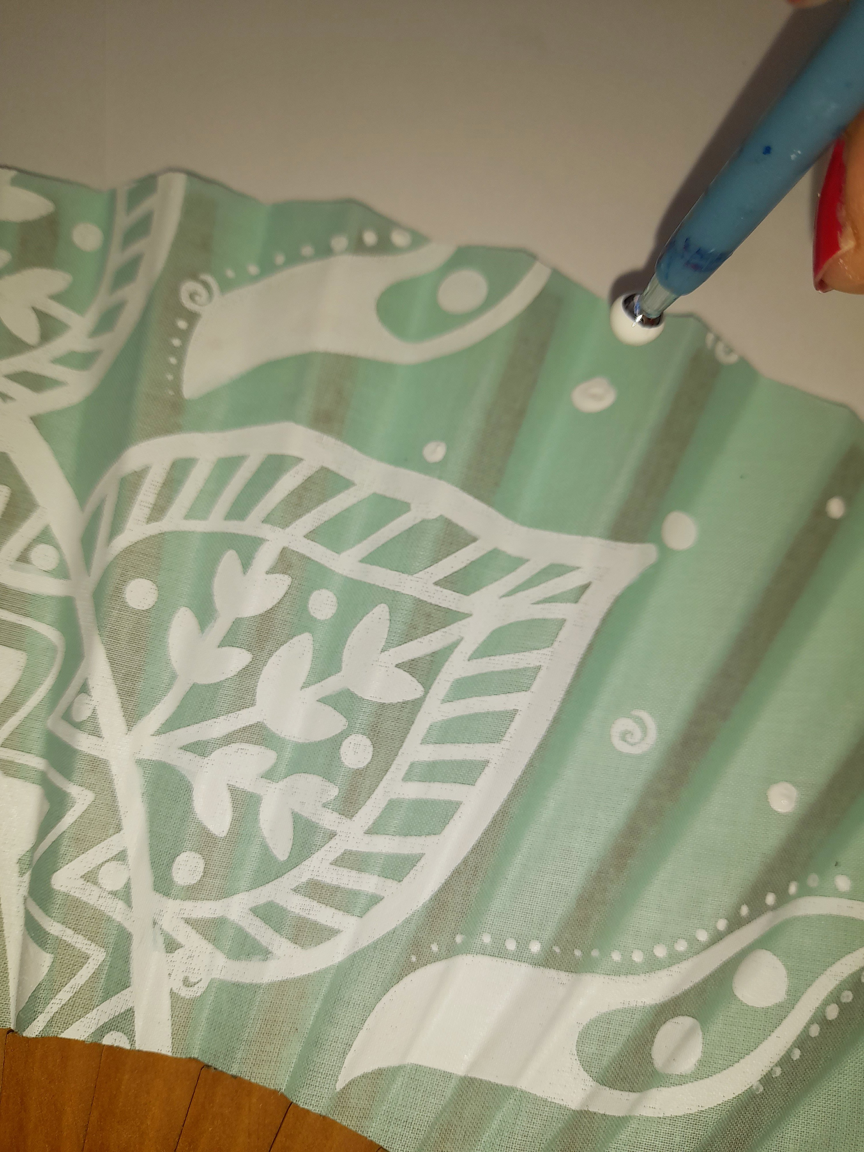 Eventail en coton peint &aacute; la main " Moorea"