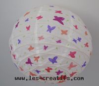 Lustre papier aux papillons