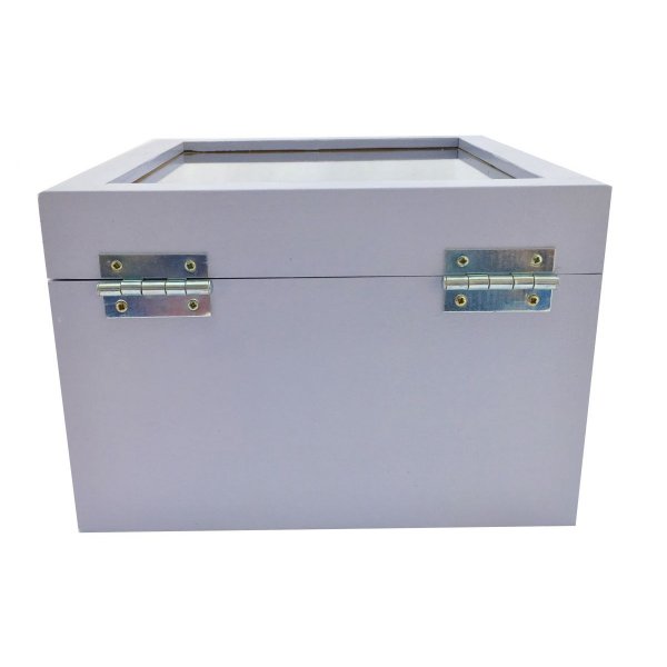 Tr&aelig;kasse med glasl&aring;g. Model : lavendula.