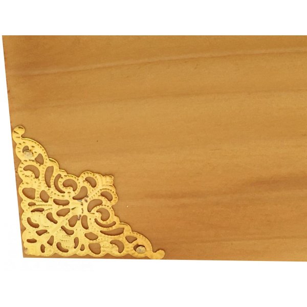 Tr&aelig;kasse med glasl&aring;g. Model : honninghjerte.