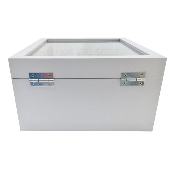 Tr&aelig;kasse og glasl&aring;g. Model : rosenvand brev