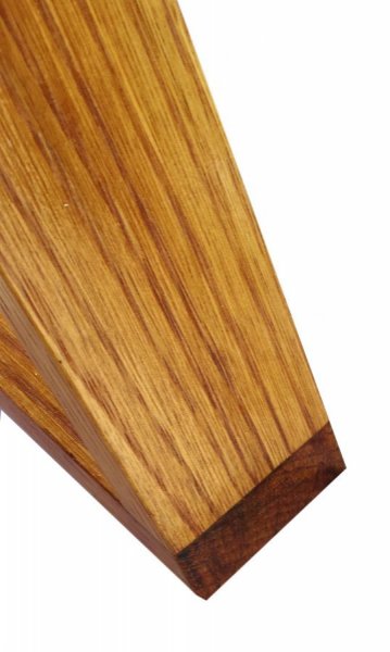 Ur i massivt tr&aelig; kastanje og fyrretr&aelig; "billard" model