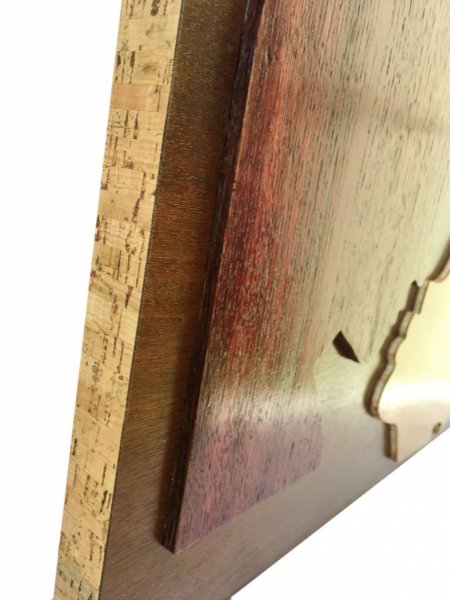 K&aelig;mpe tr&aelig;ur "The Kiss