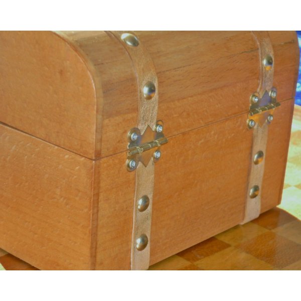 Meget flot buet kommode i massivt b&oslash;getr&aelig; 