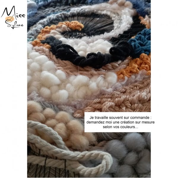 Tissage mural rond de laines et cordes &agrave; macram&eacute; tons blanc beige