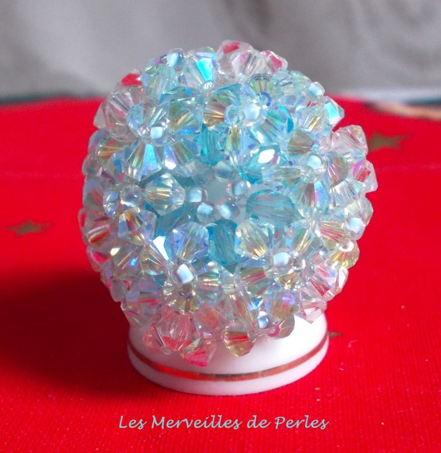 Crystal Blue Ring med Swarovski krystalfacetter og spinnere