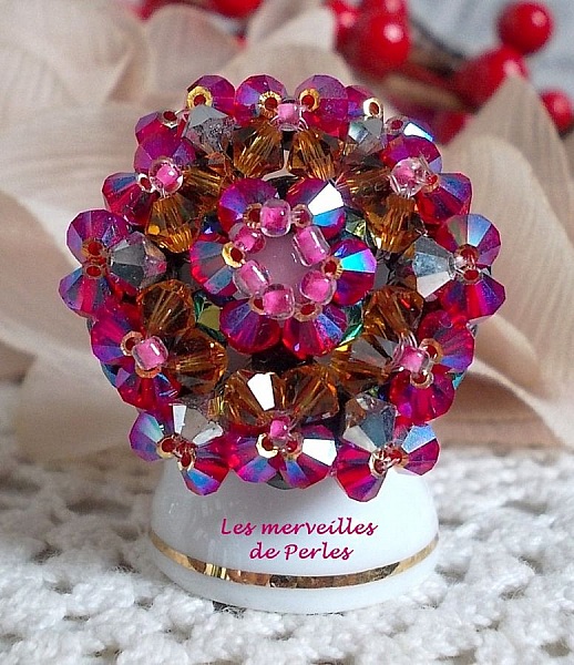 D&eacute;sireless ring med Swarovski krystalfacetter og spinnere