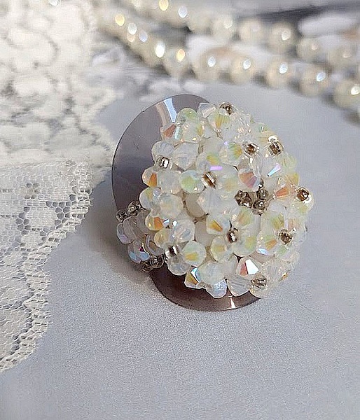 Krystalring med Swarovski krystalfacetter og spinnere