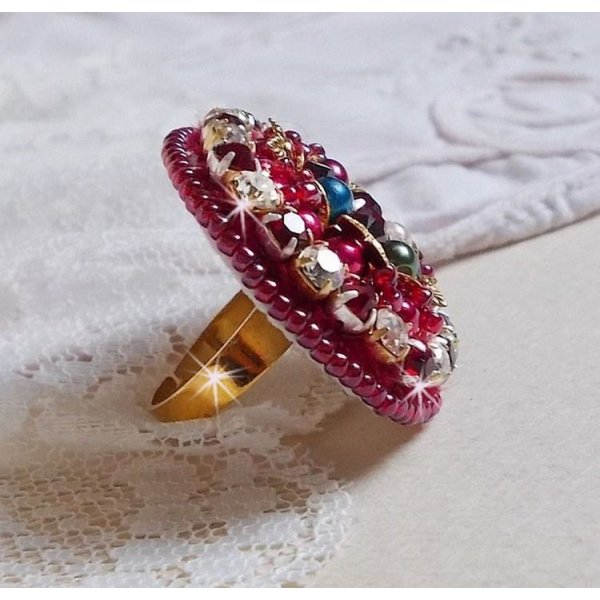 Bague Enchantement d'Automne avec des perles nacrées rouges et des cristaux