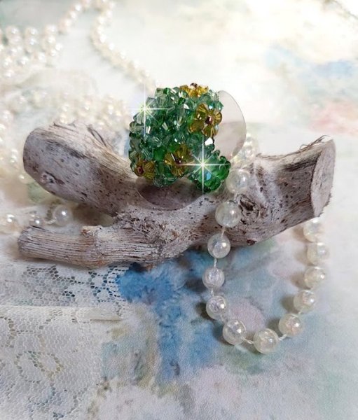 Tender Green Ring med Swarovski krystalfacetter og spinnere