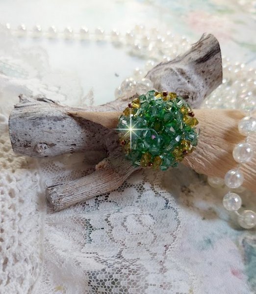 Tender Green Ring med Swarovski krystalfacetter og spinnere