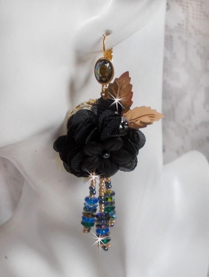 BO Sort og guld Dreamcatcher Tassels broderet med fine blonder og Swarovski-krystaller