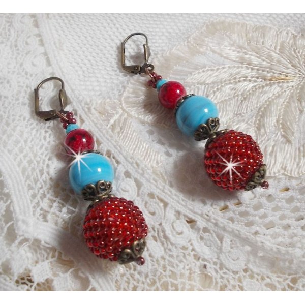 BO Bel'Art med glasperler og rocailles broderet p&aring; tr&aelig;perler