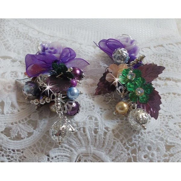 BO Bell'issim Violet et ivoire  avec des beaux Cristaux et perles semi-pr&eacute;cieuses