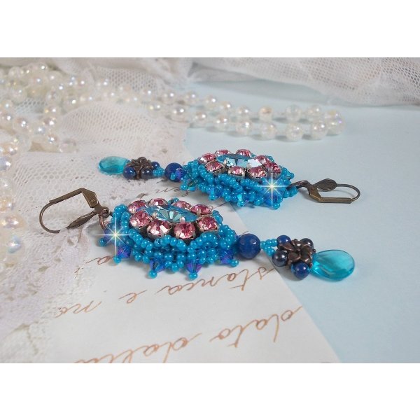 BO Belle Epoque broderet med Swarovski-krystaller, metalperler, runde perler og fr&oslash;perler