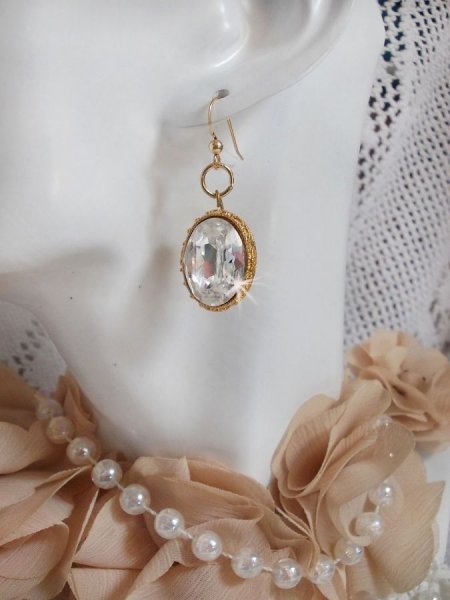 BO guld &oslash;reringe med Swarovski krystaller sat i guld cabochons med 14 karat guldfyldte &oslash;rekroge