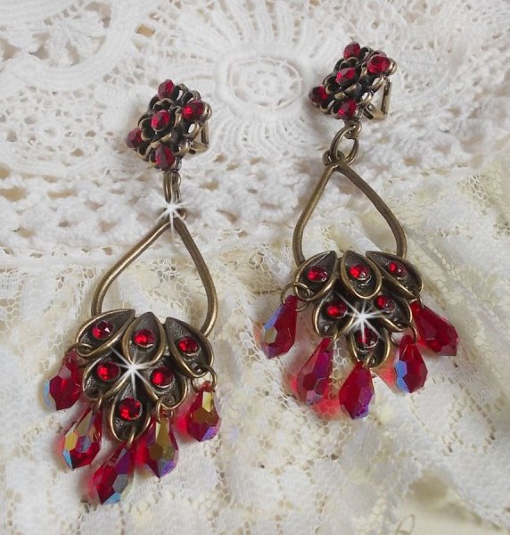 BO Irresistible Ruby Collection monteret p&aring; lysestager med Swarovski-krystaller