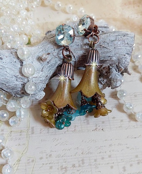  BO C&eacute;zanne cr&eacute;&eacute;es aves fleurs synth&eacute;tiques et perles Cristal Swarovsky