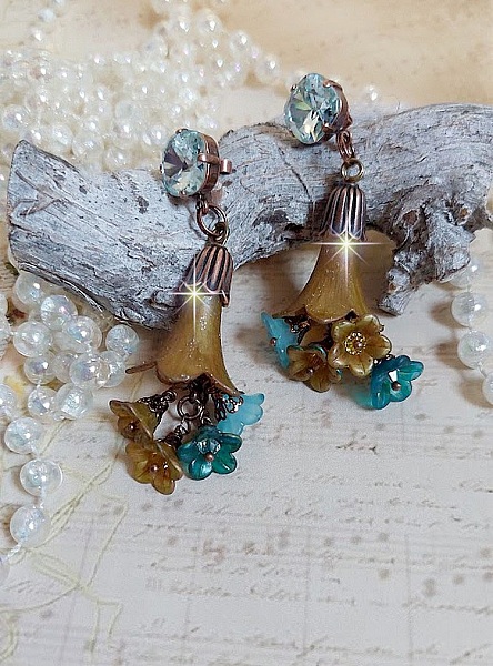  BO C&eacute;zanne cr&eacute;&eacute;es aves fleurs synth&eacute;tiques et perles Cristal Swarovsky