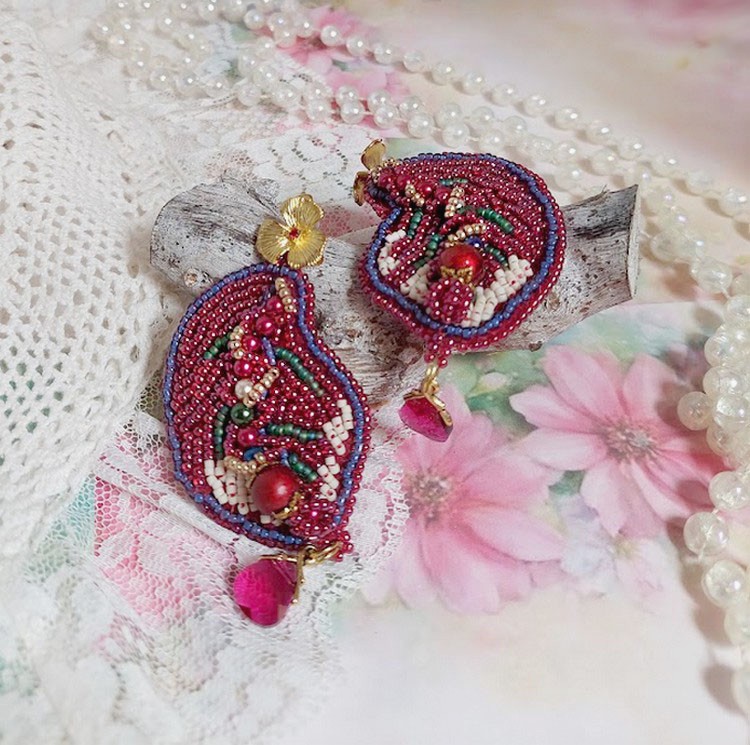 BO Enchantement d'Automne broderet med Swarovski-krystaller, perler og frøperler