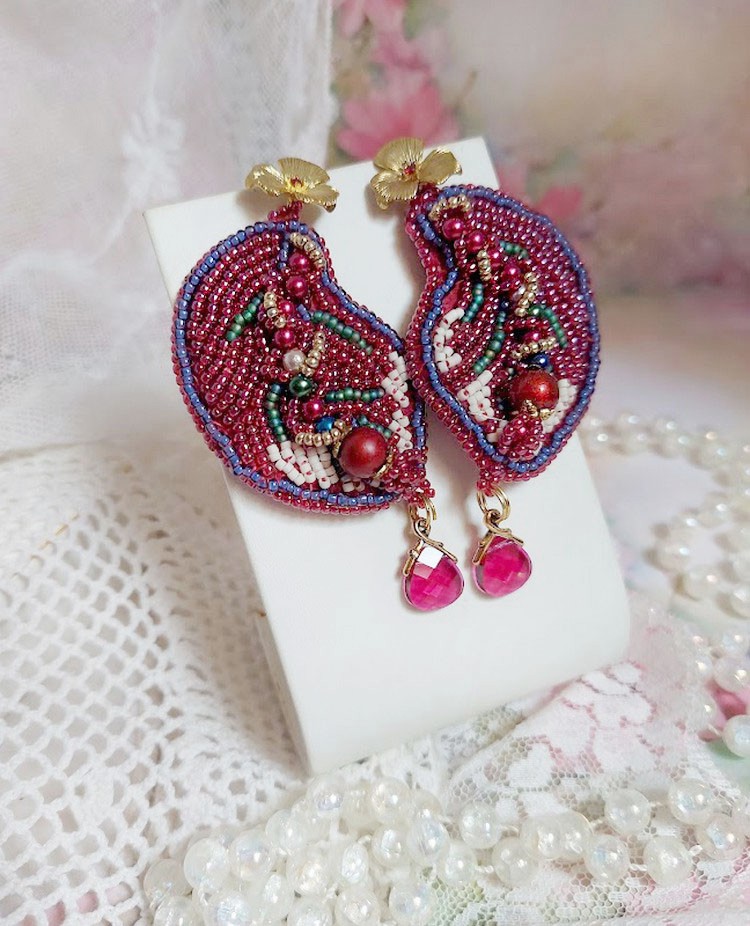 BO Enchantement d'Automne broderet med Swarovski-krystaller, perler og frøperler