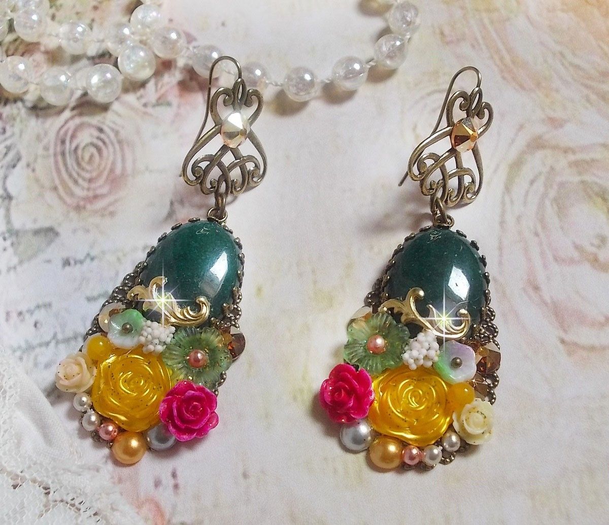 BO Jade Blomster skabt med ovale malaysisk jade cabochons, Swarovski krystaller, harpiks perler, glas blomster med kvalitets tilbehør 