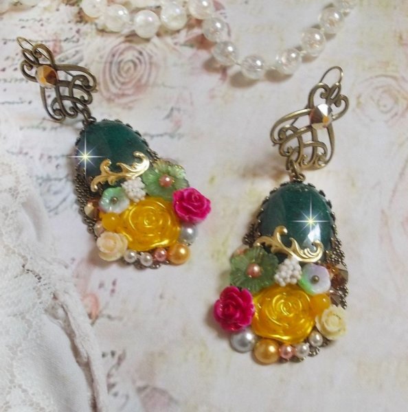 BO Jade Blomster skabt med ovale malaysisk jade cabochons, Swarovski krystaller, harpiks perler, glas blomster med kvalitets tilbeh&oslash;r 