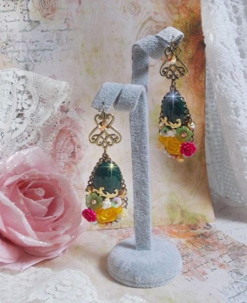 BO Jade Blomster skabt med ovale malaysisk jade cabochons, Swarovski krystaller, harpiks perler, glas blomster med kvalitets tilbeh&oslash;r 