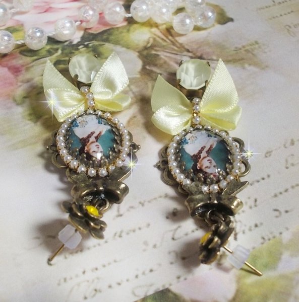 BO Princess look skabt med lady prinsesse cabochons, krystaller, glasperler, bronze tilbeh&oslash;r og gule satin sl&oslash;jfer