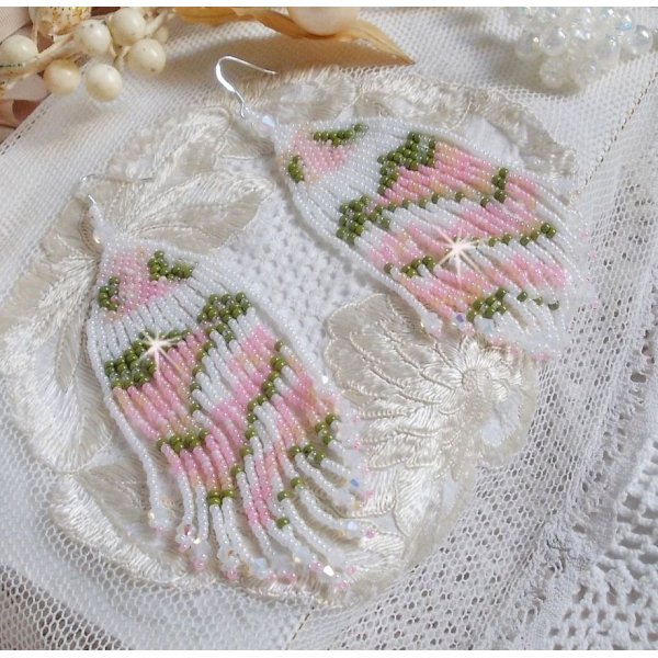 BO Matin Lumineux med japanske fr&oslash;perler og Swarovski-krystaller