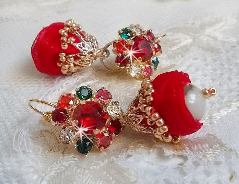 BO Mia broderet med Swarovski-krystaller, orange zirkonsten, Fimo-perler og fr&oslash;perler