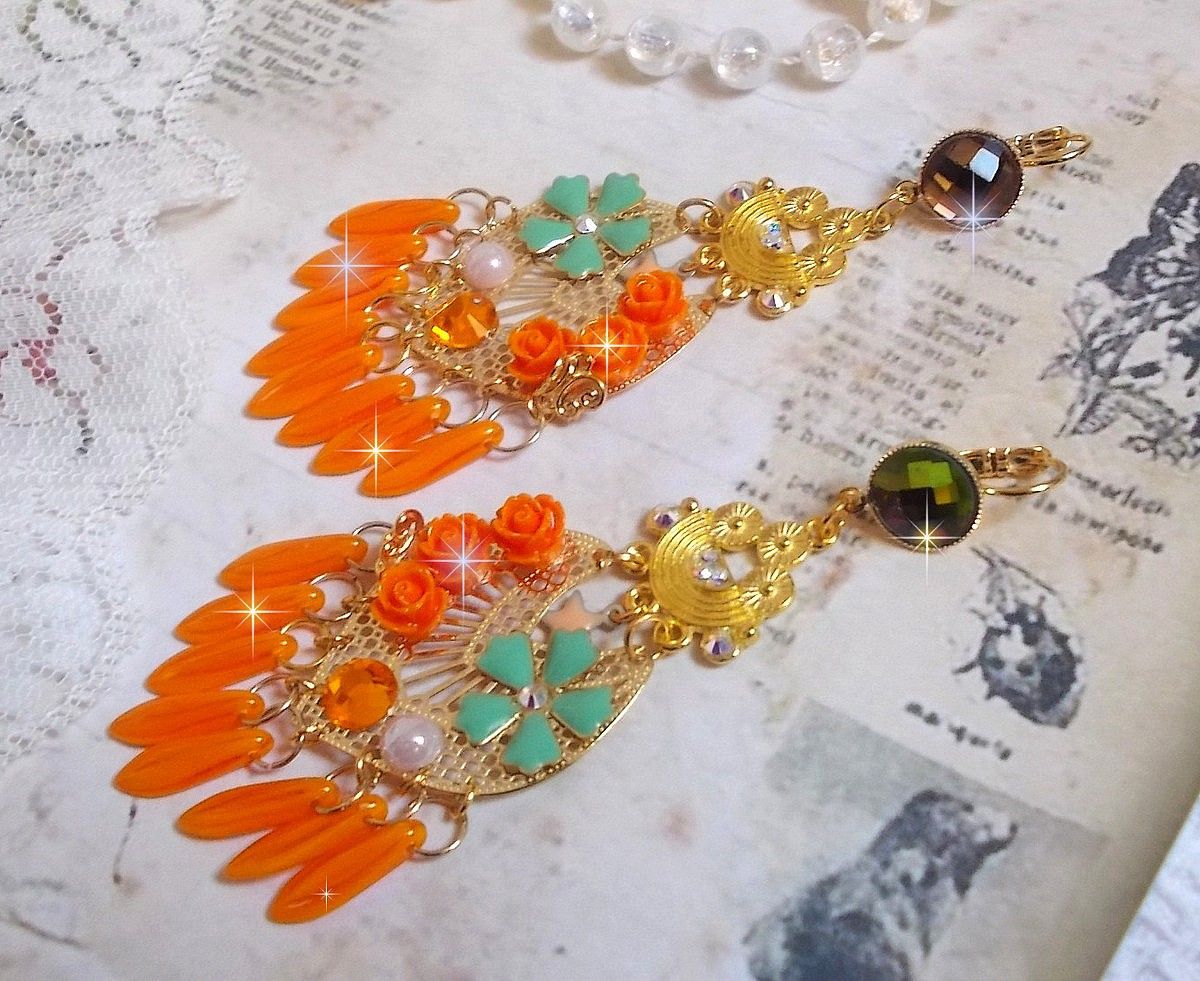 BO Roseraie Orange Roses skabt med Swarovski krystal rhinestones og cabochons, blomster, orange dolke, glas cabochons og kvalitetstilbehør