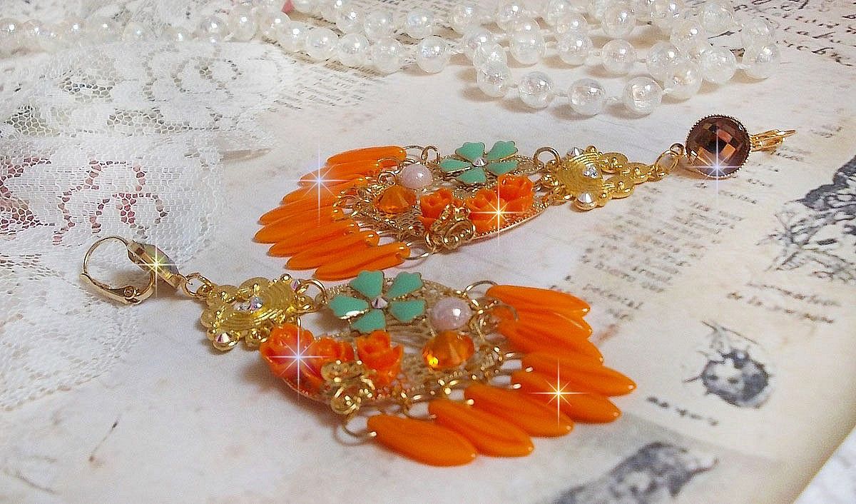 BO Roseraie Orange Roses skabt med Swarovski krystal rhinestones og cabochons, blomster, orange dolke, glas cabochons og kvalitetstilbehør