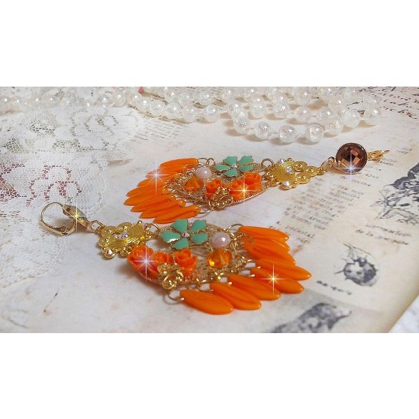 BO Roseraie Orange Roses skabt med Swarovski krystal rhinestones og cabochons, blomster, orange dolke, glas cabochons og kvalitetstilbehør