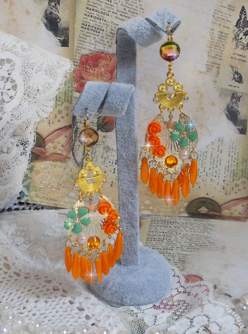 BO Roseraie Orange Roses skabt med Swarovski krystal rhinestones og cabochons, blomster, orange dolke, glas cabochons og kvalitetstilbehør