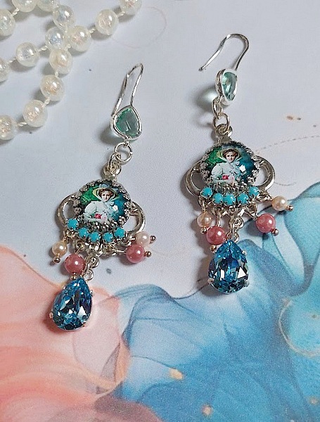 BO Caprice &eacute;l&eacute;gant avec cabochons verres, perles en verre, strass et perles cristal Swarovski