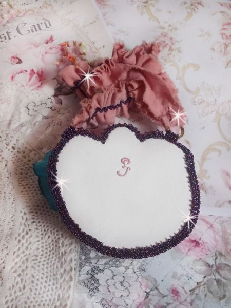 Jardin Po&eacute;tique halsk&aelig;de med blonder, Swarovski-krystaller, perler, fr&oslash;perler, 18 karat forgyldt s&oslash;lv og halv&aelig;delperler