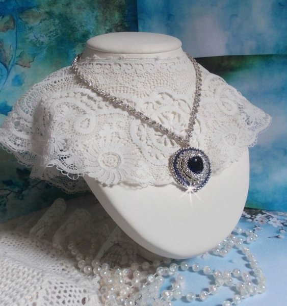 Bl&aring; safir halsk&aelig;de med Swarovski krystal hjerte, Miyuki s&oslash;lv fr&oslash;perler, bezels, 925/1000 s&oslash;lv l&aring;s og forl&aelig;ngerk&aelig;de