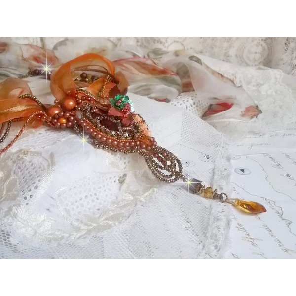 Souffle d'Automne Chic Ethnique vedh&aelig;ng, broderet med perler og Swarovski krystal 