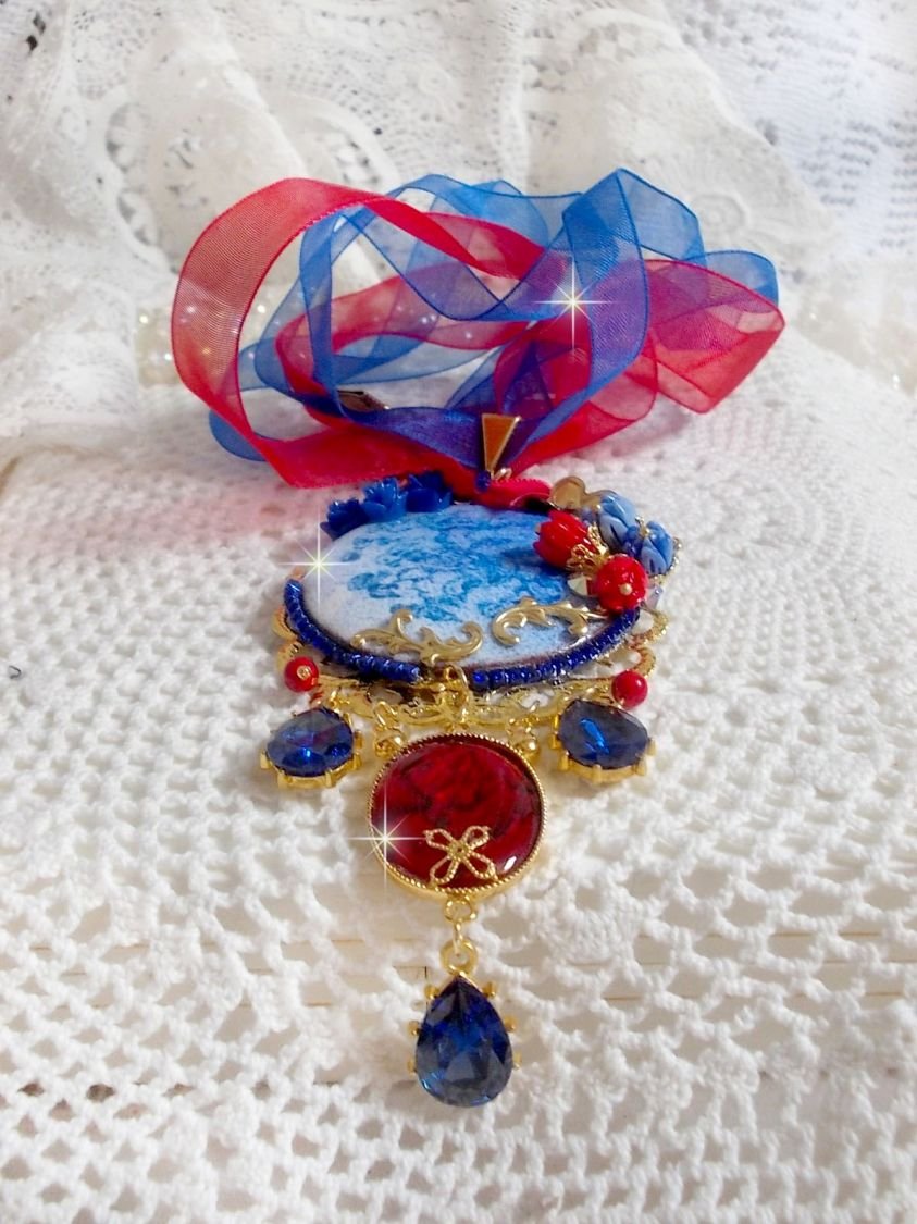 Pendentif Flamenca, cabochon émaillé de fleurs Bleues, roses résines, nacre abalone et jade Rouges, poires Zirconium et cristaux Bleu-Marine, breloques, pendentif résine époxy, un style Flamenco