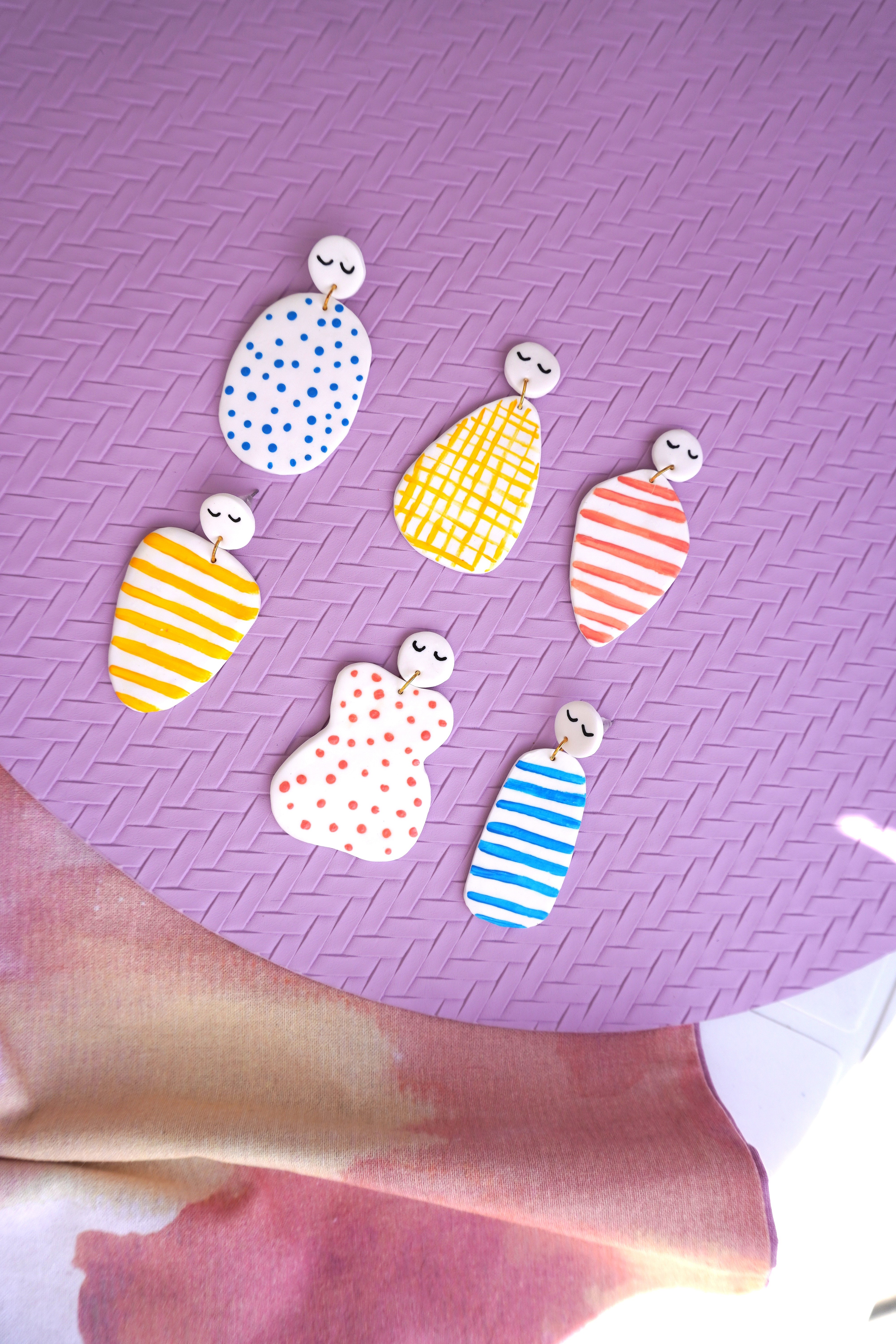 Boucles d'oreilles en argile polym&egrave;re Bourgeon