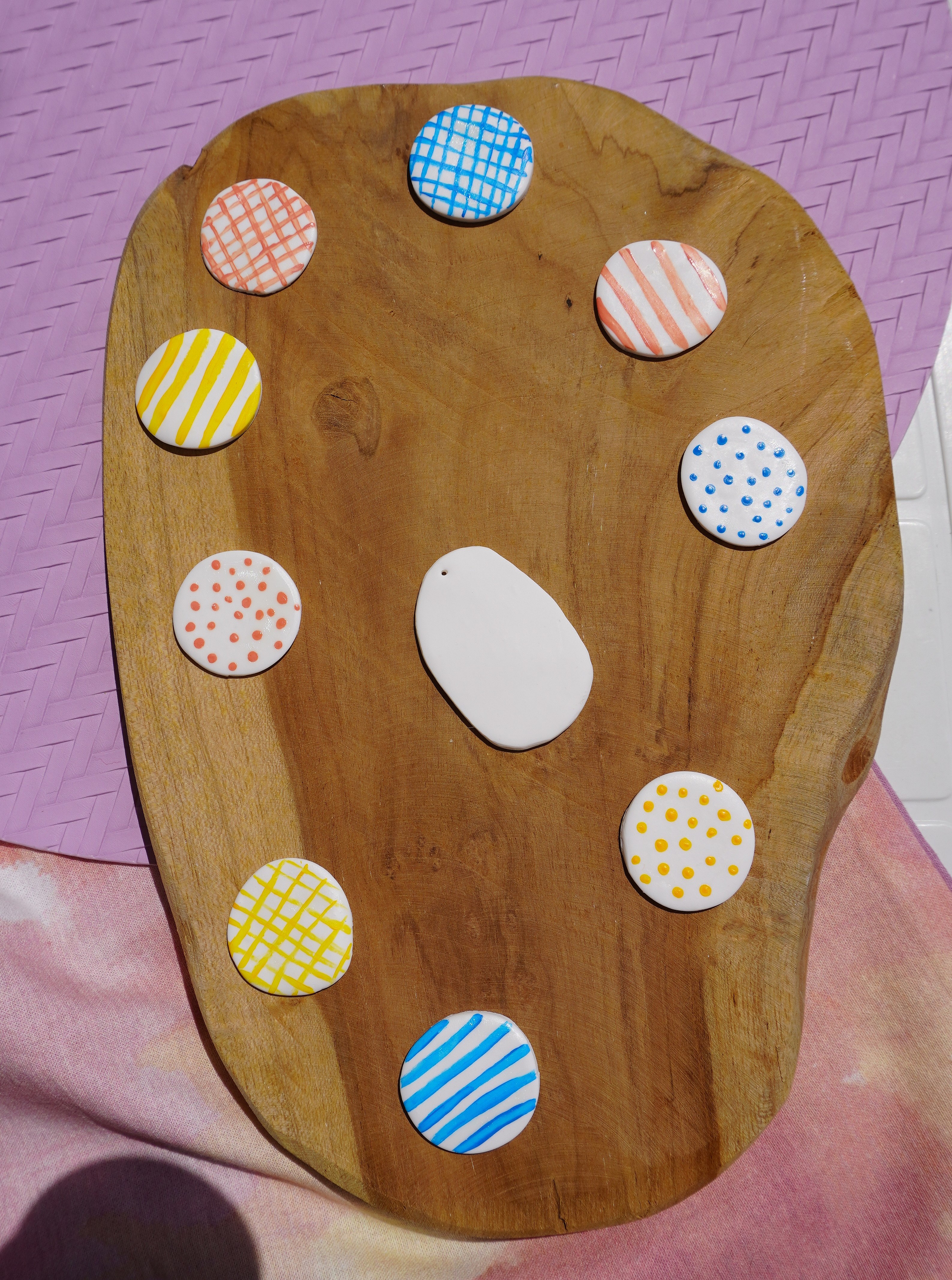 Boucles d'oreilles en argile polym&egrave;re Bourgeon