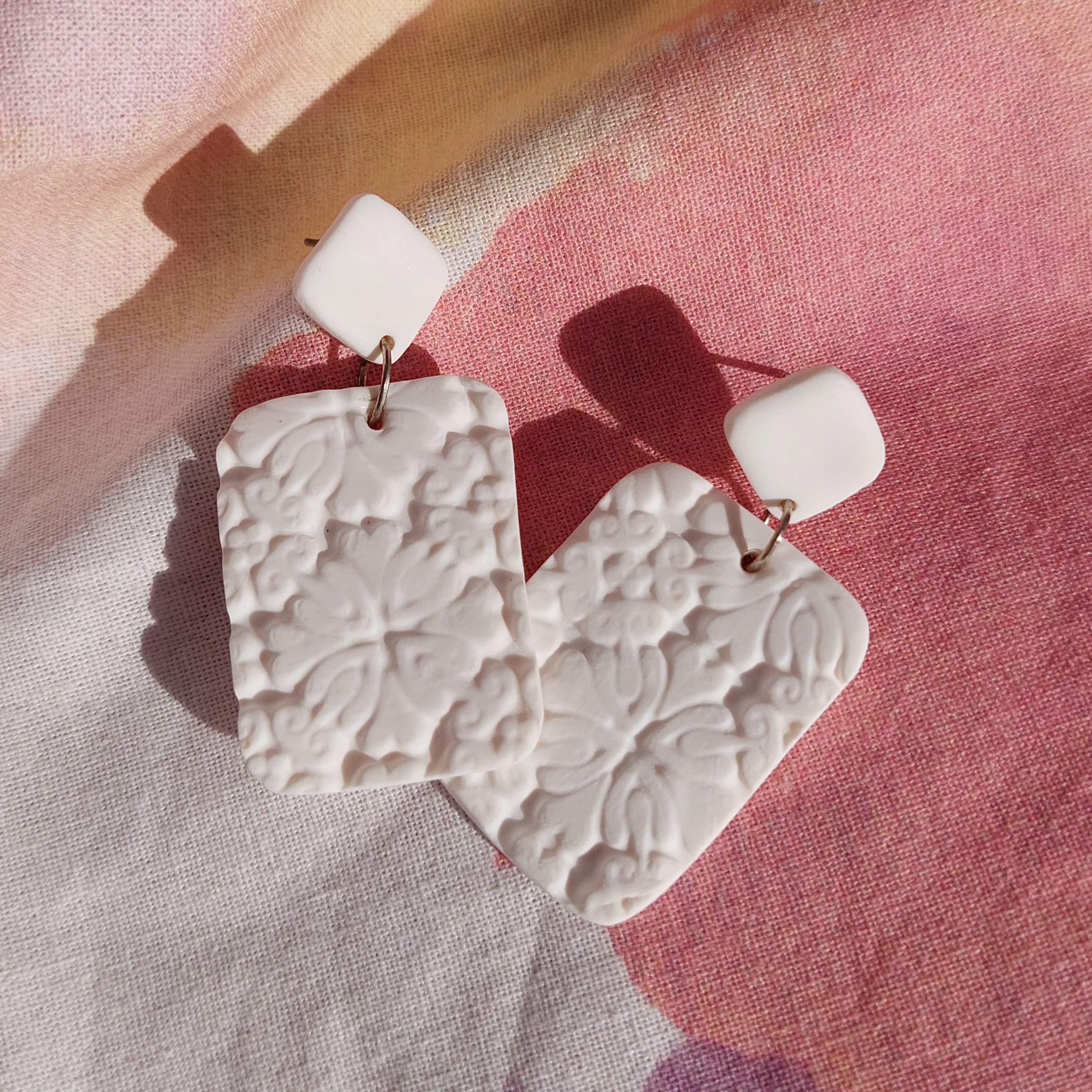 Boucles d'oreilles pendantes - Frisis Coton