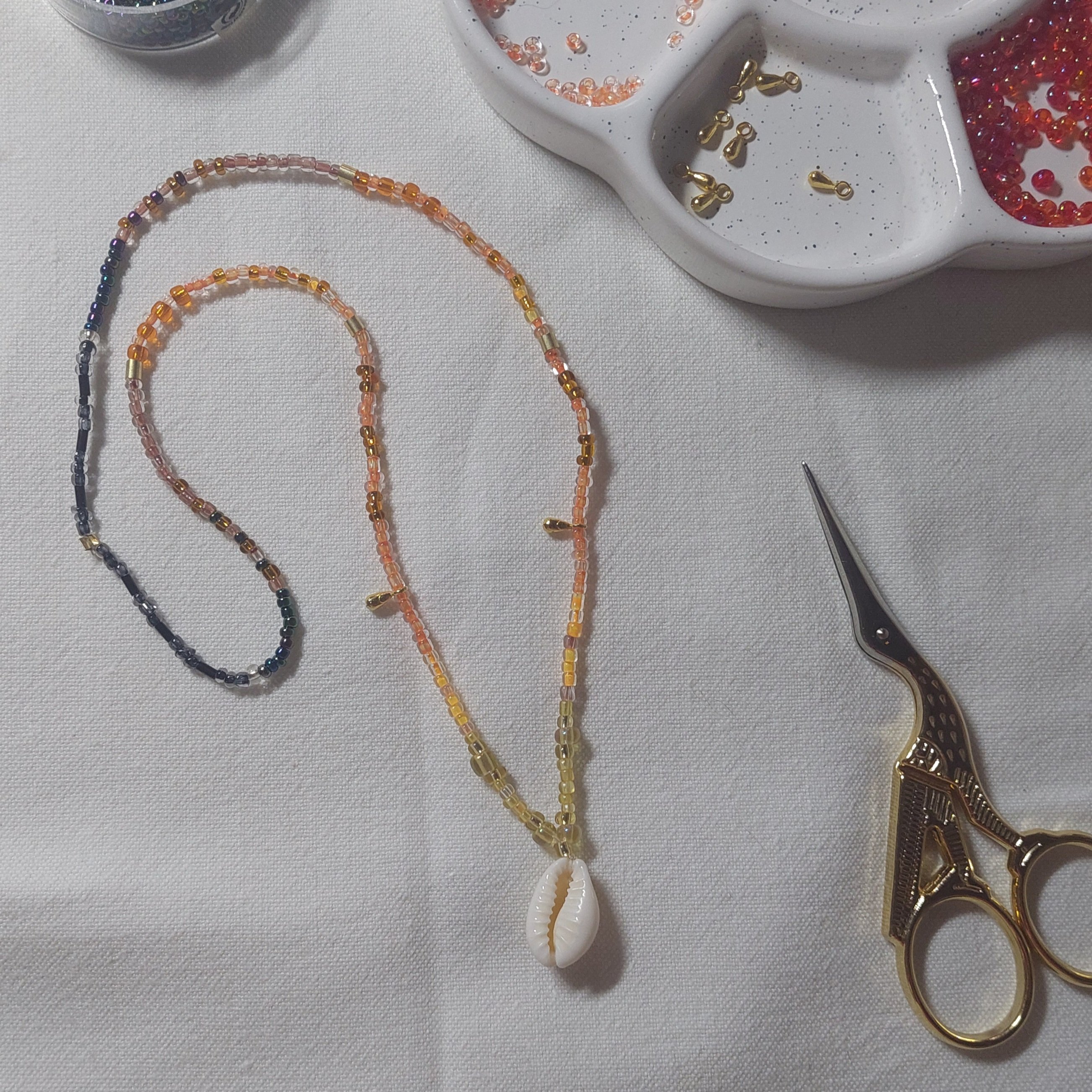 Collier coucher de soleil sur l'oc&eacute;an