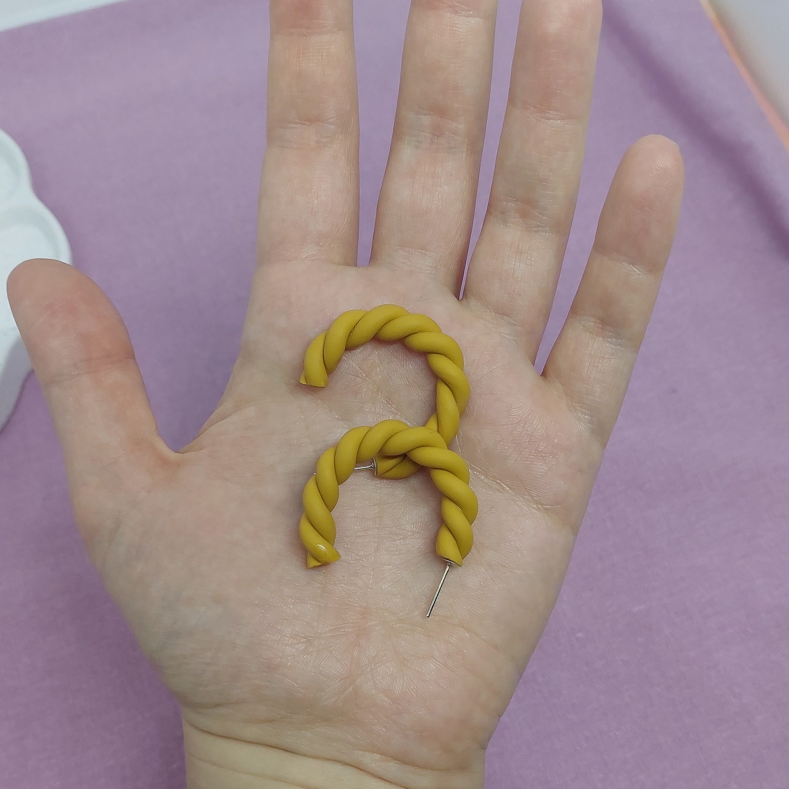 Cr&eacute;oles &agrave; torsades &eacute;paisses effet panier